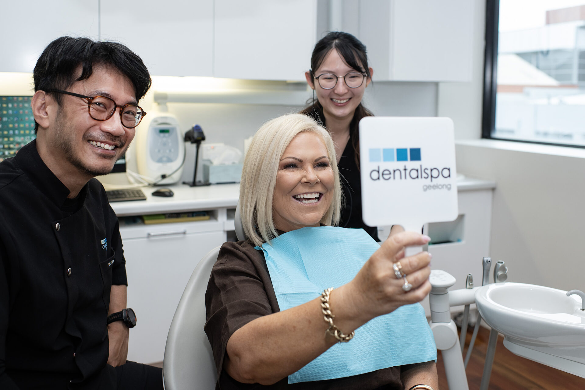 cosmetic dentist in Geelong offer complimentary consultation