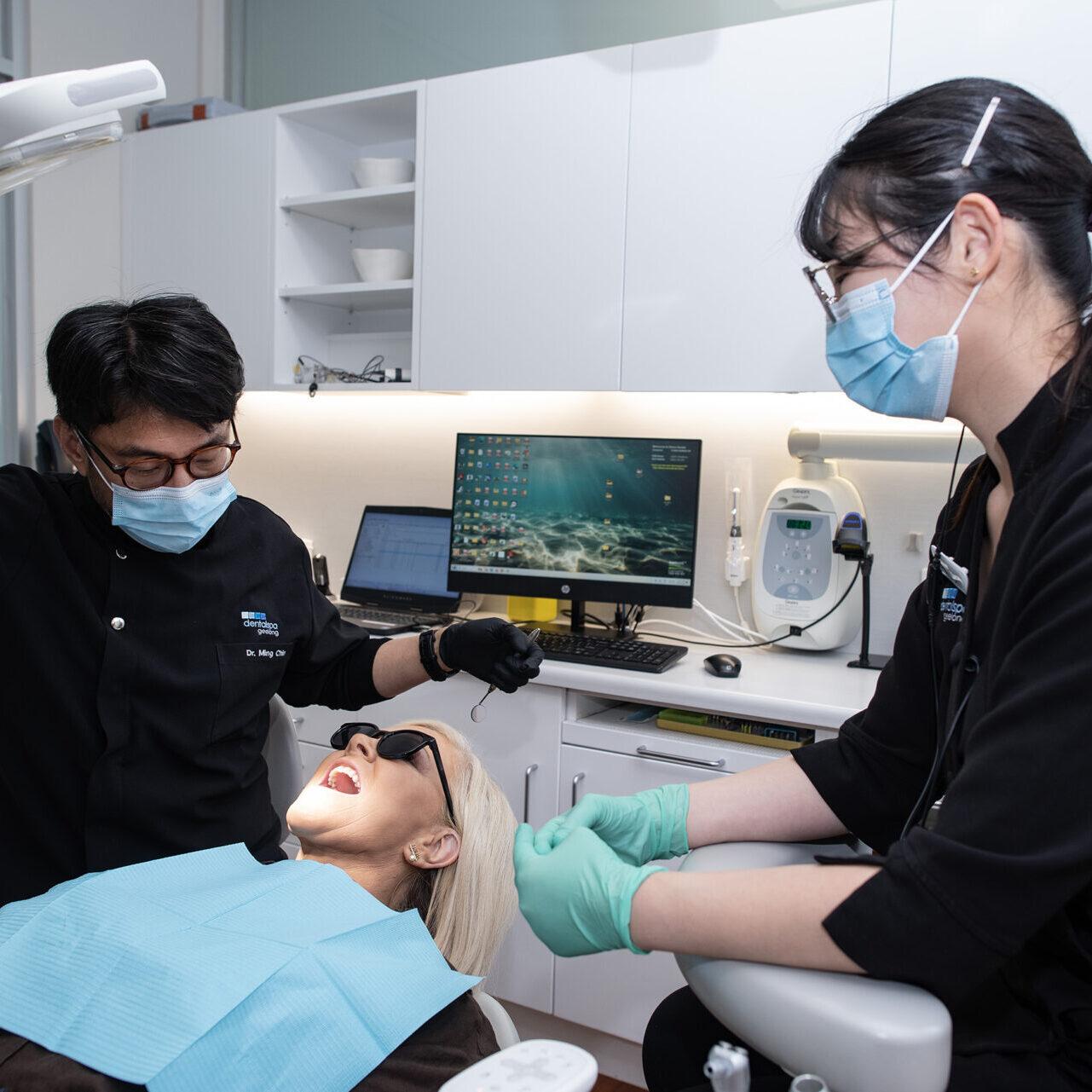 emergency dentist in geelong seeing patient for a same-day emergency dental appointment in geelong
