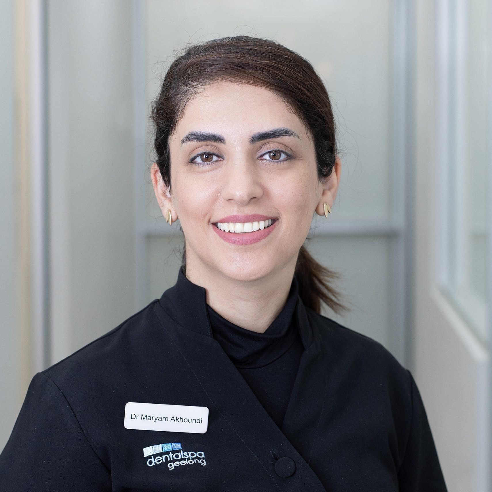 Dr Maryam Akhoundi